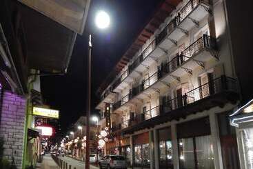 酒店 Elvetia