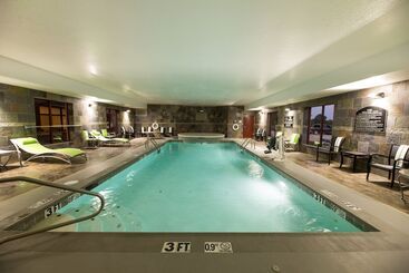 Holiday Inn Express Hotel & Suites Clinton, An Ihg