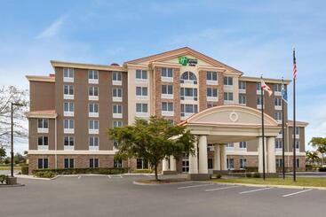 Holiday Inn Express Hotel & Suites Fort Myers East The Forum, An Ihg