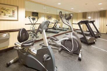 Holiday Inn Express Hotel & Suites  Gadsden, An Ihg