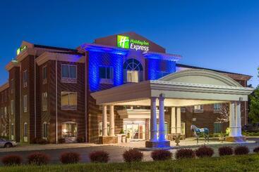 هتل Holiday Inn Express & Suites Lexington Downtown Area Keeneland, An Ihg