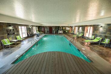 Holiday Inn Express Hotel & Suites Clinton, An Ihg