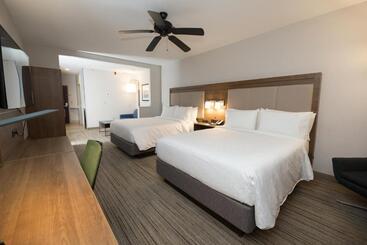 Holiday Inn Express Hotel & Suites Clinton, An Ihg