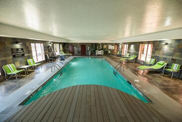 Holiday Inn Express Hotel & Suites Clinton, An Ihg