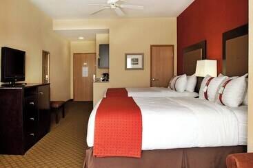 هتل Holiday Inn Houma By Ihg