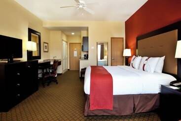 هتل Holiday Inn Houma By Ihg