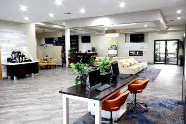 هتل Holiday Inn Houma By Ihg