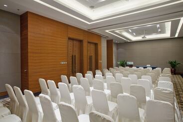 هتل Holiday Inn Mudanjiang, An Ihg