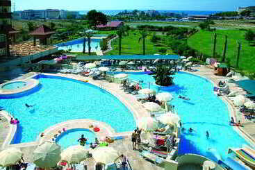 Serenis Hotel All Inclusive