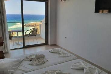 هتل Stella Beach
