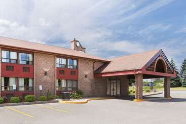 هتل Travelodge By Wyndham Barrie