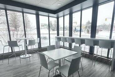 هتل Travelodge By Wyndham Barrie