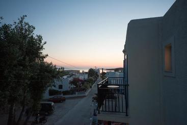Malamas Apartments