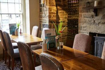 پانسیون Castle Inn By Greene King Inns