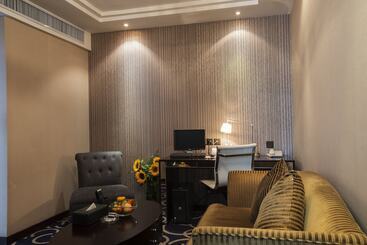 Yinchuan Vintage Hill Hotels & Resorts