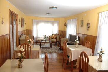 هاستل Hostal Entre Rios