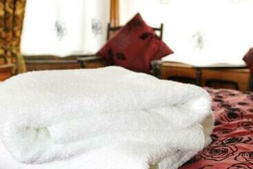 پانسیون Balmoral Guest House