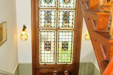 پانسیون Balmoral Guest House