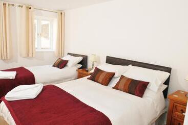 پانسیون Balmoral Guest House