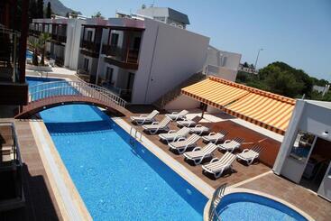 Siesta Garden Apart