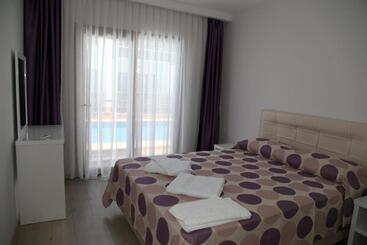 Siesta Garden Apart