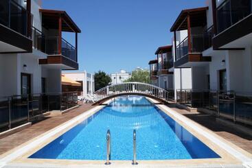 Siesta Garden Apart