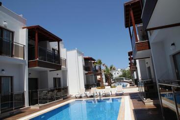 Siesta Garden Apart
