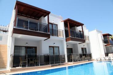 Siesta Garden Apart