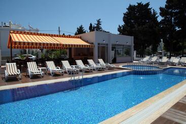 Siesta Garden Apart