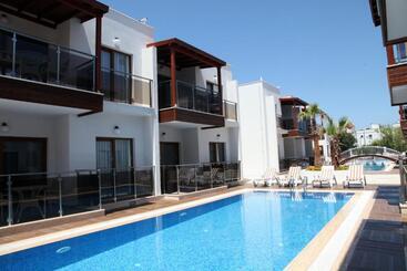 Siesta Garden Apart