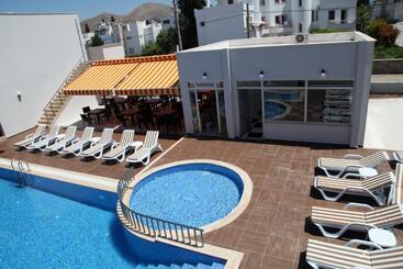 Siesta Garden Apart