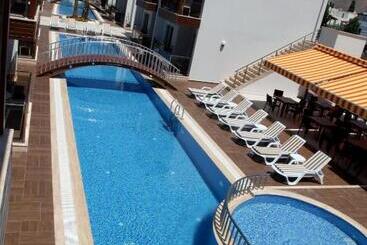 Siesta Garden Apart