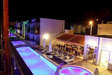 Siesta Garden Apart