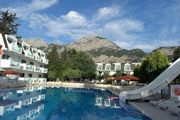 Batont Garden Resort   All Inclusive