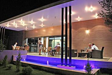 Batont Garden Resort   All Inclusive