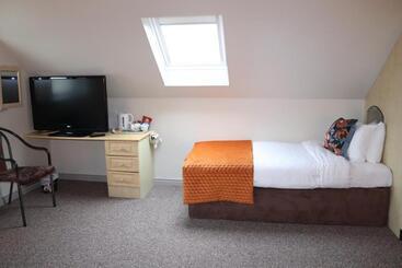 تختخواب و صبحانه Hillview Lodge