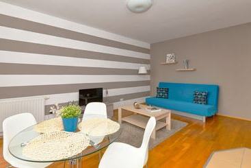 Central Passage Apartments By Vagabond