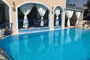 Dioskouri Art Villas