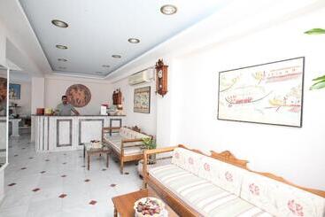 Dioskouri Art Villas