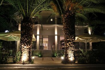 酒店 Achilles