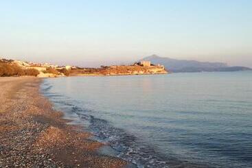 호텔 Apollon Resort