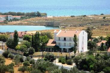 هتل Apollon Resort