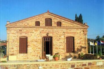 فندق Arhodico Simou Mansion