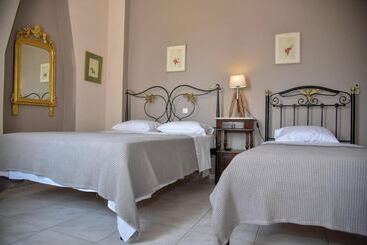 فندق Axilleion Guest House