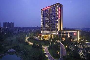هتل Crowne Plaza Chengdu Panda Garden By Ihg