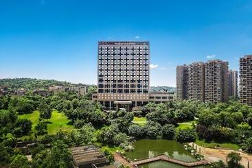 هتل Crowne Plaza Chengdu Panda Garden By Ihg