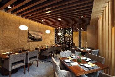 هتل Crowne Plaza Zhongshan Wing On City, An Ihg