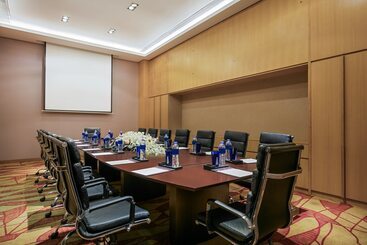 هتل Crowne Plaza Zhongshan Wing On City, An Ihg