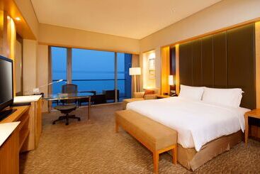 هتل Hilton Nanjing Riverside