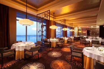 هتل Hilton Nanjing Riverside